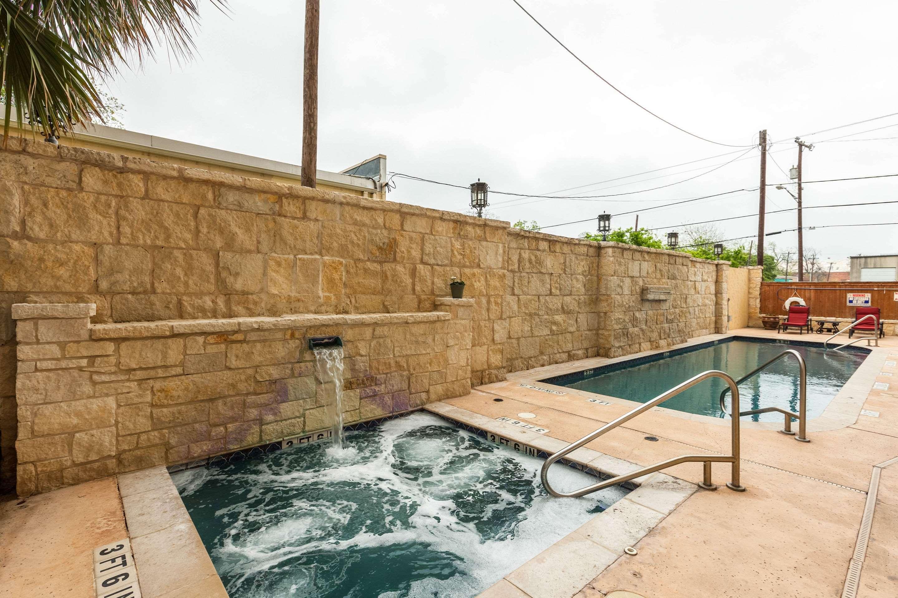 Comfort Suites Alamo Riverwalk San Antonio Exterior foto
