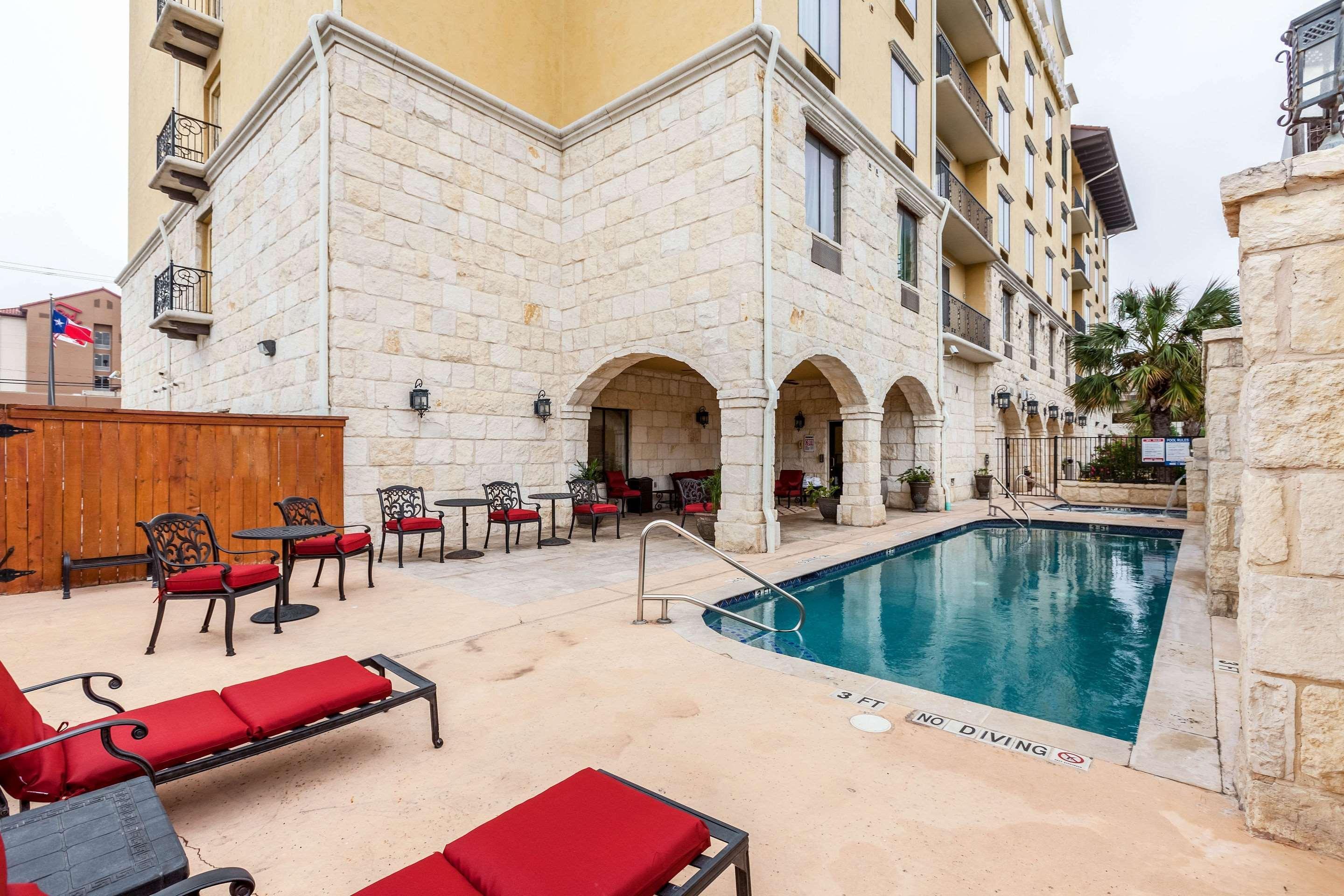 Comfort Suites Alamo Riverwalk San Antonio Exterior foto